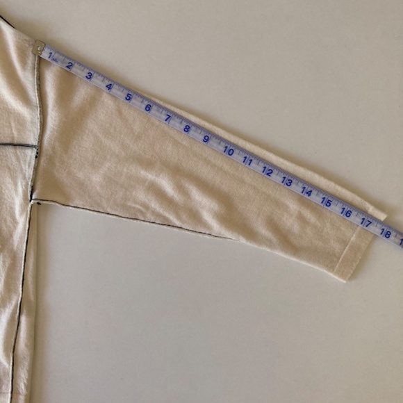 Yoshi Kondo fine wool sweater - Picture 9 of 11